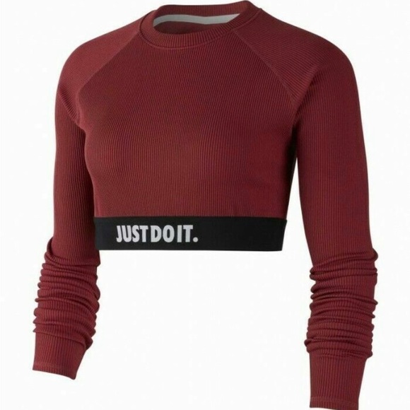 Nike NWT Women's Mauve Long Sleeve Athletic Crop Top - Picture 2 of 9